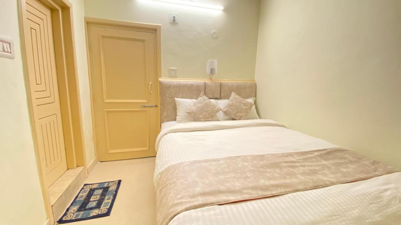Hotel Meadows Manali エクステリア 写真