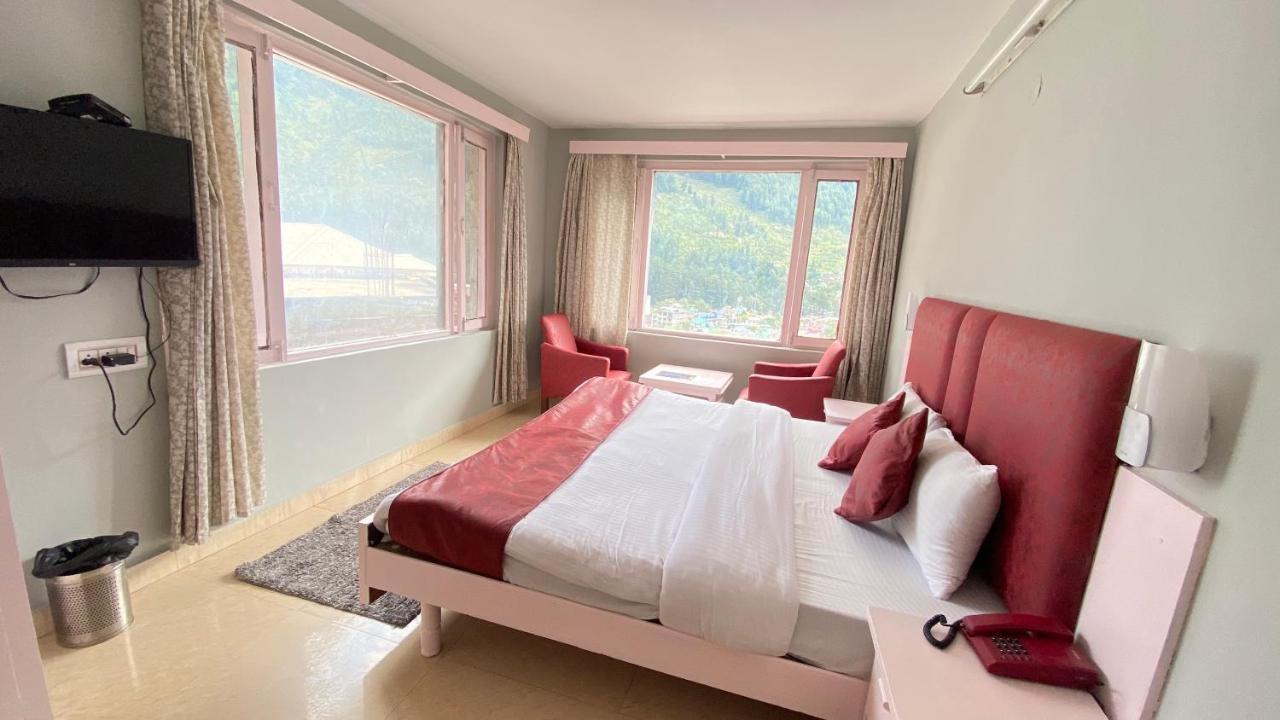 Hotel Meadows Manali エクステリア 写真