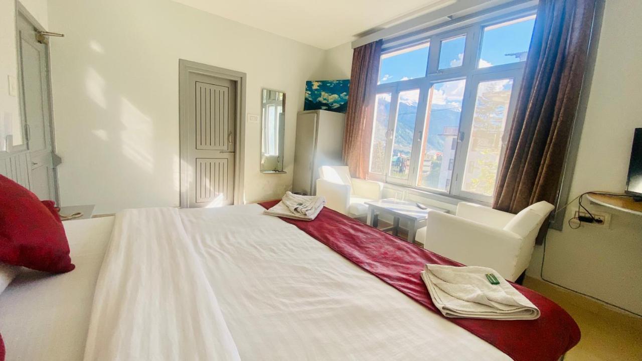 Hotel Meadows Manali エクステリア 写真